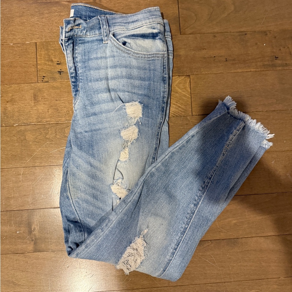 KanCan Light Blue Distressed Ankle Jeans